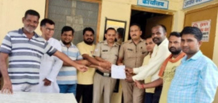 Uttrakhand : डीजे के साथ बेस के उपयोग पर लगे रोक, सुल्तानपुर पट्टी के संभ्रात लोगों ने चौकी इंचार्ज को सौंपा शिकायती पत्र