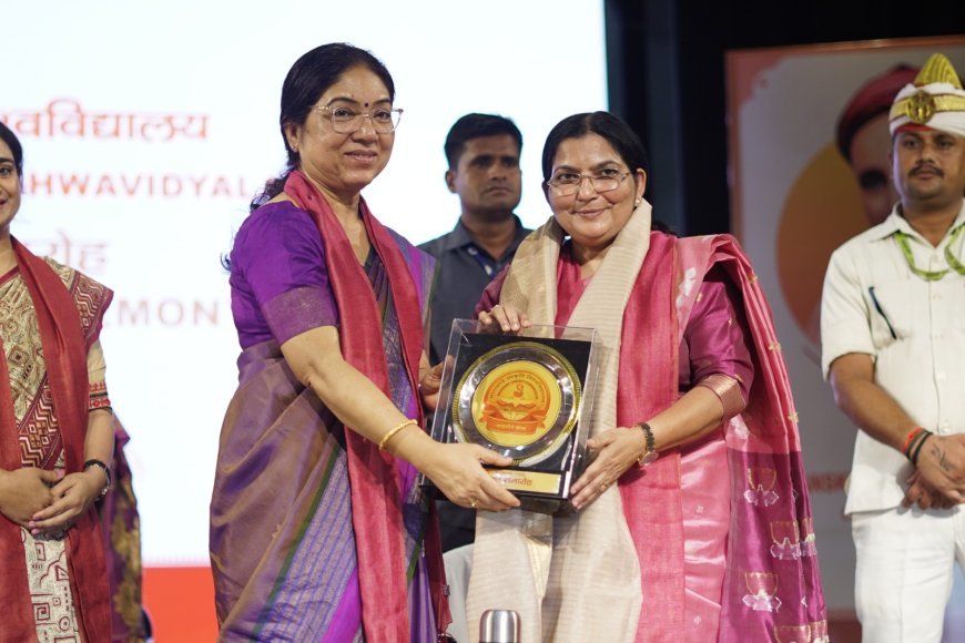 Lucknow : पर्यटन मंत्री ने भातखाण्डे संस्कृति विश्वविद्यालय के 15वें दीक्षान्त समारोह में मेधावियों को 40 स्वर्ण, रजत तथा कांस्य पदक प्रदान किये