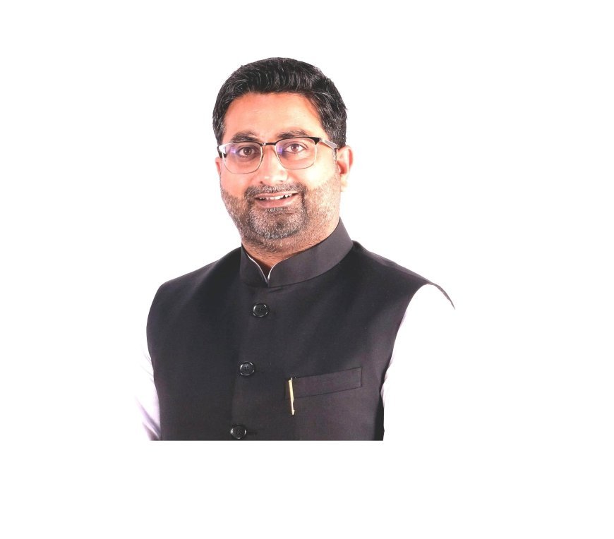 Lucknow : सुप्रीम कोर्ट के फैसले ने मोदी सरकार के साफ नियत पर मुहर लगाई है - दानिश आज़ाद अंसारी