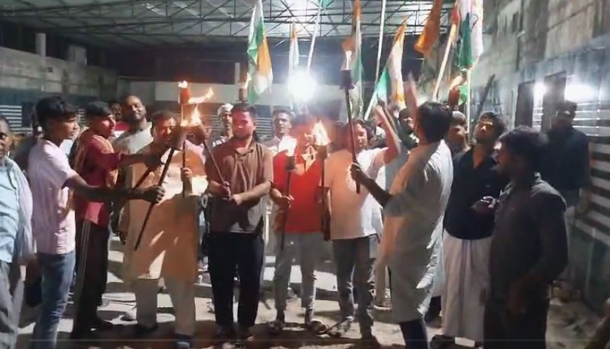 Sambhal : वोट चोरी के खिलाफ युवा कांग्रेस का मशाल जुलूस, गुन्नौर में गरजा विरोध