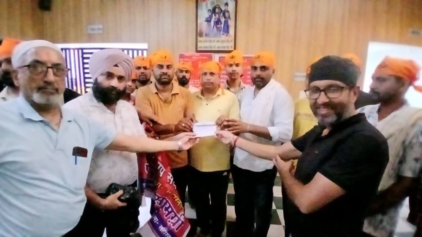 Deoband : पंजाब बाढ पीड़ितों की मदद के लिए रणखंडी गांव के लोगों ने की एक लाख 95 हजार की नगदी की मदद