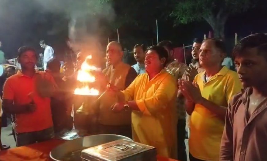 Hardoi : संडीला में माता शीतला तीर्थ धाम में 97वें दीप उत्सव का भव्य आयोजन