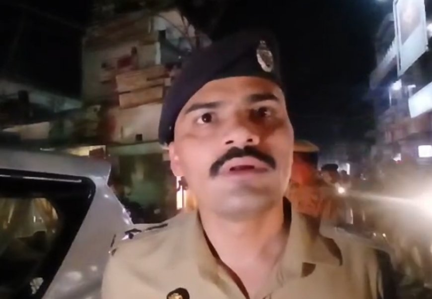 Sambhal : त्योहारों और मिशन शक्ति अभियान को लेकर एसपी ने सम्भल में किया फ्लैगमार्च