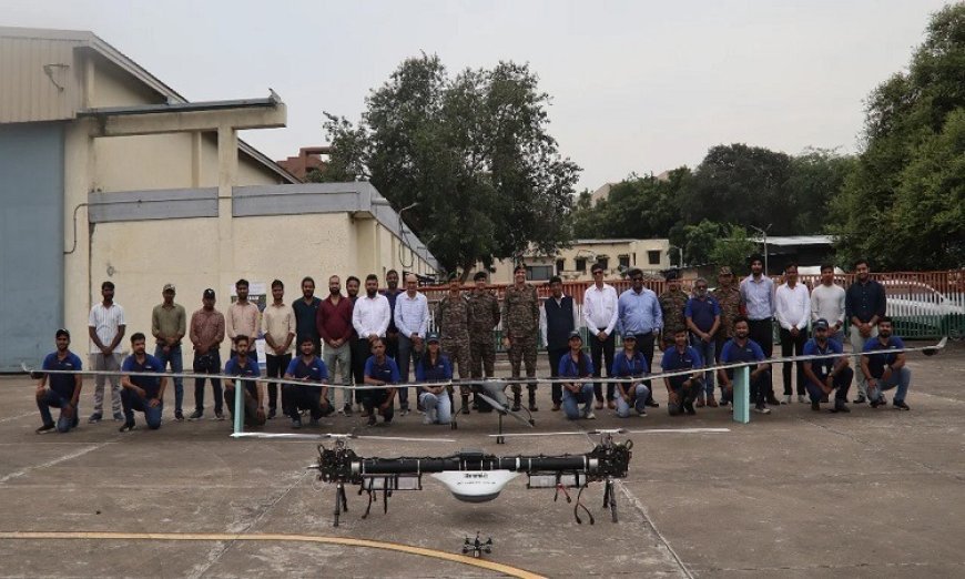 Greater Noida : यूपीआईटीएस 2025 - यूपीआईटीएस में सौर ऊर्जा से चलने वाला आधुनिक UAV बना आकर्षण