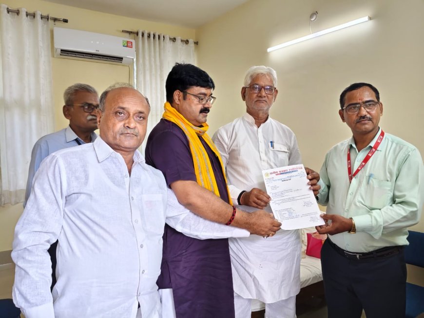 Lucknow : आर एल पांडेय बने ग्रामीण पत्रकार एसोसिएशन के जिला अध्यक्ष