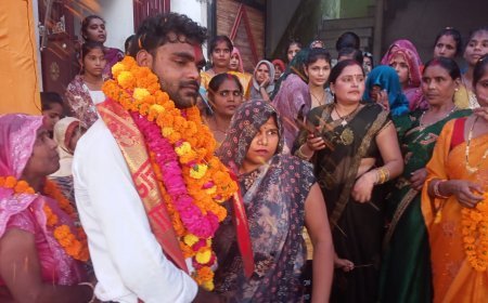 Sitapur : ग्राम पंचायत सहादत नगर के बेटे ने यूपीएससी की परीक्षा पास करके जिले का नाम किया रोशन। 