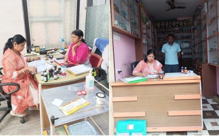 Hardoi : संडीला में खांसी सिरप के नमूने लिए, ड्रग निरीक्षक की टीम ने जांच की