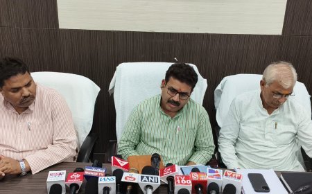 Sitapur : आत्मनिर्भर भारत बनाएगा विकसित भारत का मार्ग: राजेश शुक्ला