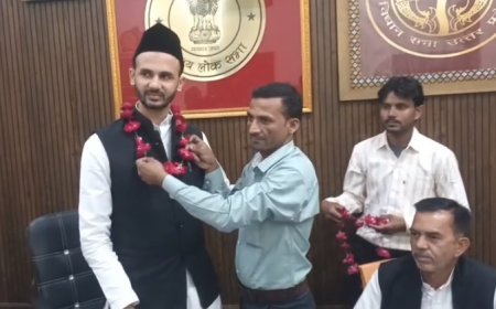 Sambhal : पर्दानशीं महिलाओं पर चुनाव आयोग का फैसला अन्यायपूर्ण- सांसद जियाउर्रहमान बर्क बोले मुस्लिम महिलाओं को किया जा रहा टारगेट