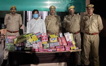 Hardoi : थाना संडीला पुलिस ने अवैध पटाखों के साथ एक व्यक्ति को पकड़ा