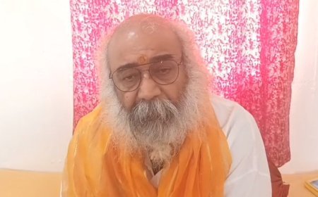 Sambhal: आचार्य प्रमोद कृष्णम् का विवादित बयान नमाज पढ़ने वाला भी सनातनी।