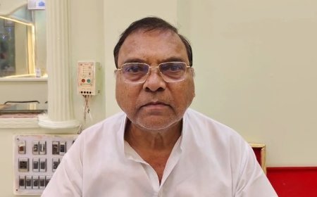 Sambhal: धनतेरस पर सम्भल में सर्राफा बाजार में 12 करोड़ का कारोबार, महंगाई के बावजूद दिखा लोगों का उत्साह। 