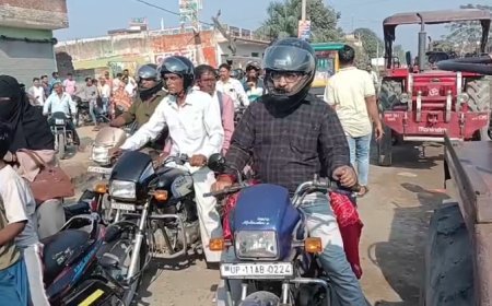 Deoband : सड़क पर पलटी उपलो से भरी ट्रॉली, लंबा जाम लगा