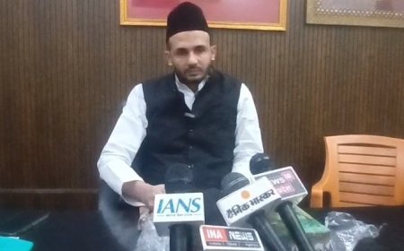 Sambhal: बुर्के पर संगीत सोम के बयान पर भड़के बर्क, इन लोगों को टोपी, दाढ़ी और बुर्के में ही दिखती है दहशतगर्दी।