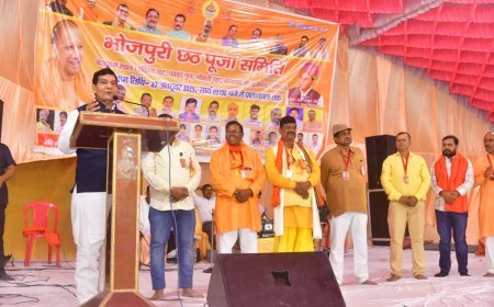 Lucknow : छठ महापर्व पर नगर विकास एवं ऊर्जा विभाग की ऐतिहासिक उपलब्धि — सोशल मीडिया पर #SwachhaUPCities और #NagarVikas बने ट्रेंडिंग विषय