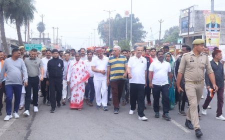 Sambhal: लौह पुरुष पटेल की 150वीं जयंती पर सम्भल पुलिस ने निकाली रन फॉर यूनिटी, बहजोई में एकता, अखंडता और समरसता का संदेश। 