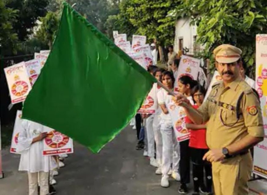 Sitapur : 'रन फॉर वूमेन इंपावरमेंट' का भव्य कार्यक्रम हुआ आयोजित