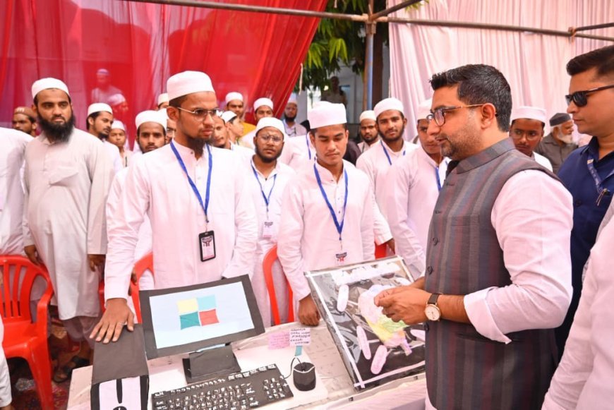 Lucknow : लखनऊ में मदरसों के छात्रों ने डॉ एपीजे अब्दुल कलाम की जयंती पर विज्ञान प्रदर्शनी लगाई