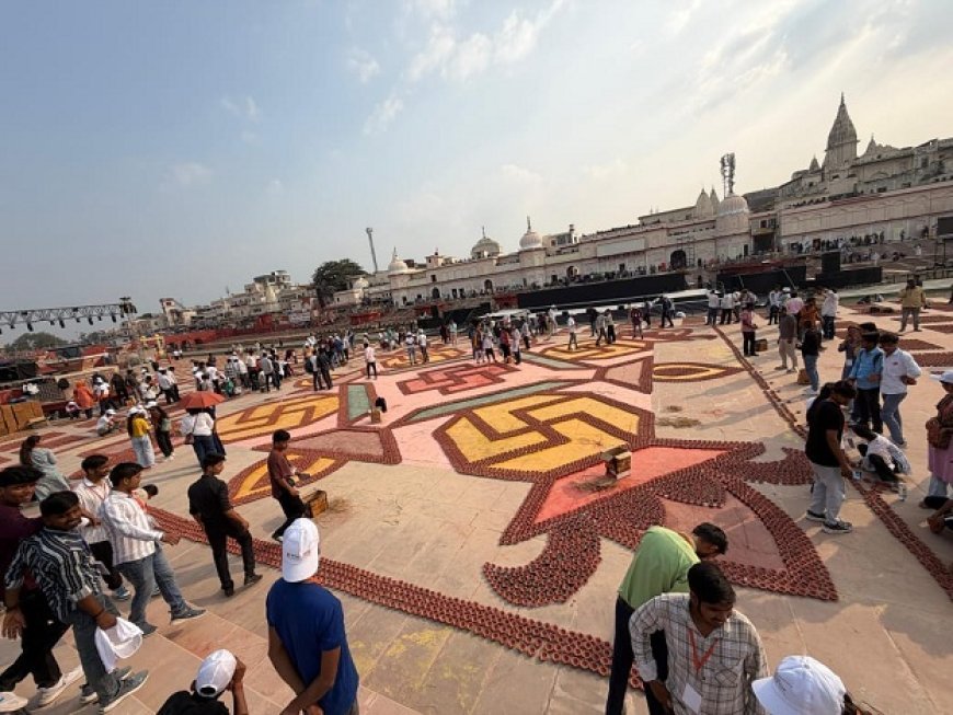 दीपोत्सव 2025: अयोध्या में सरयू तट पर 2100 श्रद्धालुओं की भव्य महा आरती का हुआ अभ्यास। 