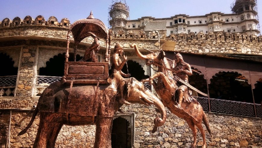 जौहर और शाका: स्वाभिमान और बलिदान की अमर गाथाएँ। 