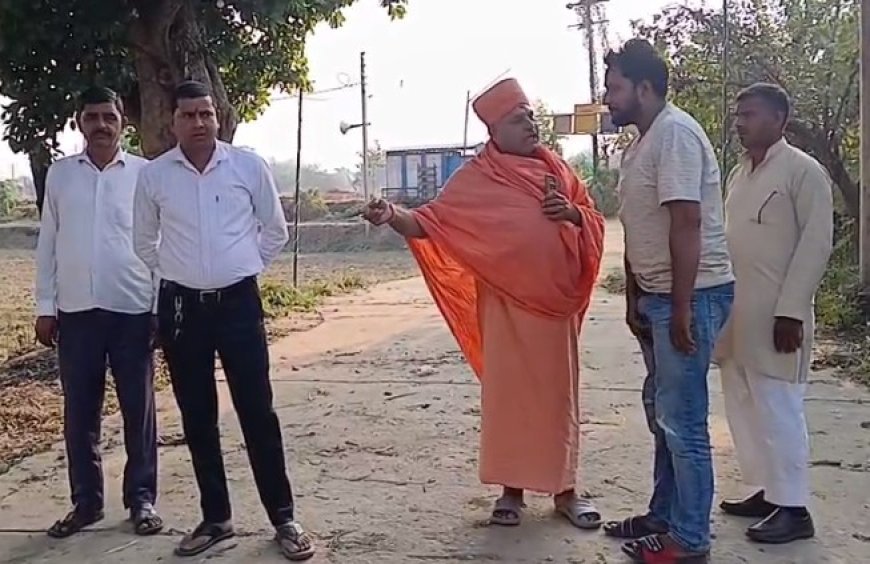 Sambhal: सम्भल में पौराणिक 24 कोसी परिक्रमा की तैयारी पूरी, वंशगोपाल तीर्थ से होगी शुरुआत।