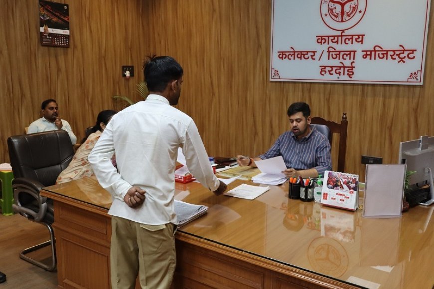 Hardoi: जिलाधिकारी अनुनय झा ने जन सुनवाई में सुनीं 73 शिकायतें, त्वरित और गुणवत्तापूर्ण निस्तारण के दिए निर्देश। 