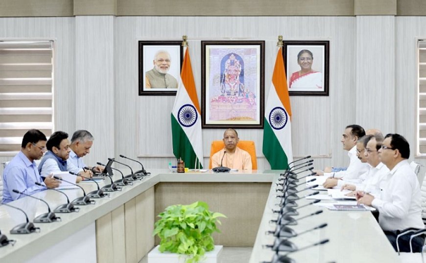 सीएम योगी का ऐतिहासिक फैसला: 30 साल बाद PWD अधिकारियों के वित्तीय अधिकार 5 गुना बढ़े, प्रोजेक्ट्स को मिलेगी नई रफ्तार। 