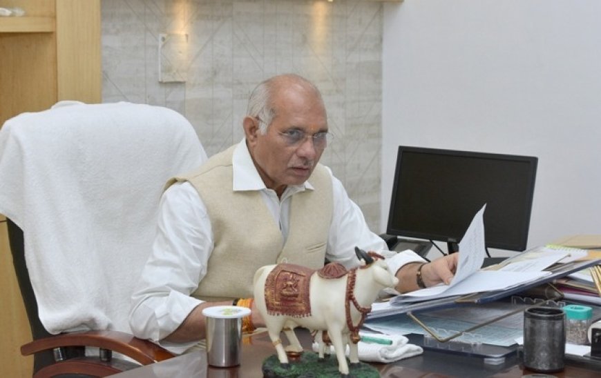 Lucknow: भूसा टेंडर में लापरवाही बरतने पर जनपद अमरोहा, बागपत, इटावा, शामली तथा मेरठ के अधिकारियों को चेतावनी। 