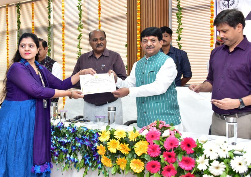 Lucknow : ITOT अलीगंज के प्रशिक्षार्थियों ने हासिल किया राष्ट्रीय गौरव, प्रधानमंत्री द्वारा सम्मानित प्रशिक्षुओं का हुआ अभिनंदन समारोह