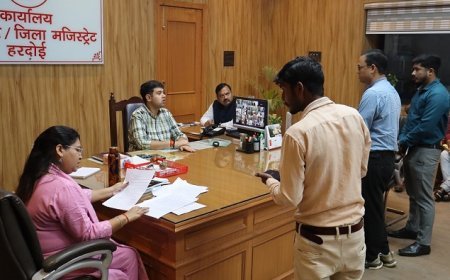 Hardoi: जिलाधिकारी की जन सुनवाई- 97 शिकायतें सुनीं, समयबद्ध निस्तारण के सख्त निर्देश। 