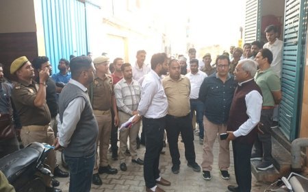 सम्भल में डॉक्टर शहजाद बॉडी लाइन सेंटर अस्पताल में अनियमितताएं उजागर, नगर मजिस्ट्रेट ने दिए नोटिस जारी करने के निर्देश।