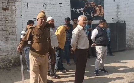 Sambhal: कार, बाइक वॉशिंग सेंटर्स पर सिटी मजिस्ट्रेट की बड़ी कार्रवाई, 4–5 सेंटरों पर बिजली कटी, समरसेबल सील। 