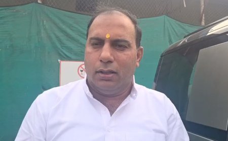 Sambhal: फिल्म निर्माता अमित जानी का सपा सांसद जियाउर्रहमान बर्क पर विवादित बयान। 