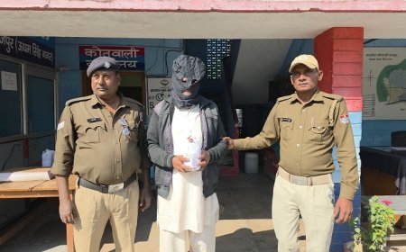 Bajpur: सुल्तानपुर पट्टी पुलिस की छापेमारी- मोहम्मद यामीन के घर से 12 किलो गोवंशीय खाल बरामद, आरोपी गिरफ्तार। 