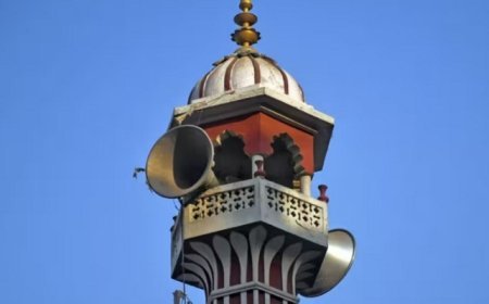 मुजफ्फरनगर में नॉइज पॉल्यूशन के खिलाफ सख्ती: धार्मिक स्थलों से 15 लाउडस्पीकर हटाए, डीजीपी निर्देश पर राज्यव्यापी अभियान। 