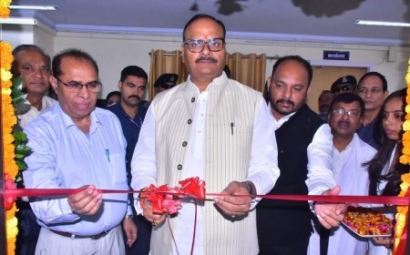 Lucknow: उपमुख्यमंत्री ब्रजेश पाठक ने सचिवालय डिस्पेंसरी में डिजिटल एक्स-रे व अन्य आधुनिक उपकरणों का किया उद्घाटन। 
