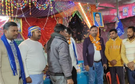 Sitapur : रामकोट के रामपुर कला गांव में पांच दिवसीय बौद्ध धम्म संविधान ज्ञान चर्चा का आयोजन
