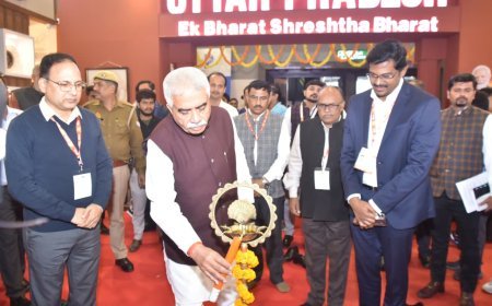 Lucknow : आईआईटीएफ-2025 में उत्तर प्रदेश दिवस- मंत्री राकेश सचान ने पवेलियन का दौरा कर की सराहना