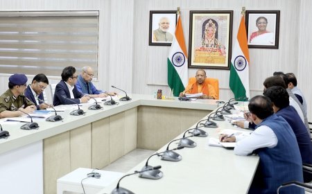 Lucknow: सम्भल का विकास सरकार की प्राथमिकता में, चरणबद्ध तरीके से सम्भल का विकास करें- मुख्यमंत्री