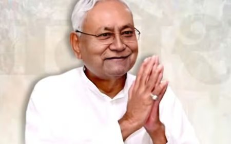 बिहार राजनीति में नया अध्याय: नीतीश कुमार कल 01:30 बजे दसवीं बार लेंगे मुख्यमंत्री पद की शपथ, NDA की एकजुटता से बनी मजबूत सरकार। 