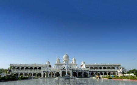 Lucknow : आगरा स्थित गुरु का ताल गुरुद्वारा का होगा समेकित पर्यटन विकास, 02 करोड़ रुपए की धनराशि स्वीकृत