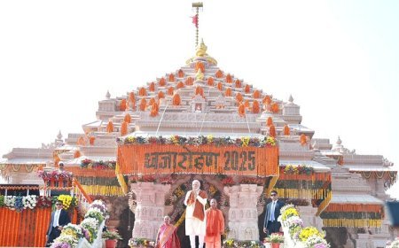 Ayodhya: राम मंदिर शिखर पर धर्मध्वजा पुनर्स्थापित: PM और RSS प्रमुख के हाथों वैदिक मंत्रों के साथ सम्पन्न।
