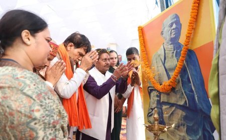 Lucknow: नगर विकास एवं ऊर्जा मंत्री ए के शर्मा ने अपने मऊ प्रवास के दौरान सरदार पटेल जयंती के दृष्टिगत यूनिटी मार्च में किया सहभाग। 