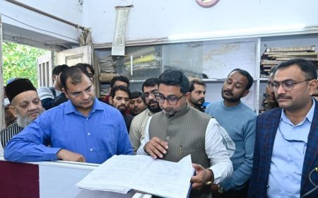 Lucknow: उत्तर प्रदेश सुन्नी वक्फ बोर्ड का राज्यमंत्री दानिश आज़ाद अंसारी ने किया औचक निरीक्षण, 5 दिसंबर तक सभी कर्मचारियों की छुट्टियां रद्द की। 