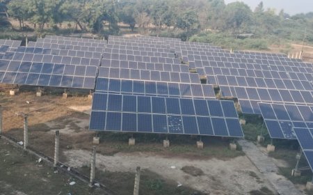 Rae Bareli : पांच करोड़ का सोलर प्लांट बना कबाड़, तीन साल से उपेक्षा के अंधियारे में डूबे सात गांव