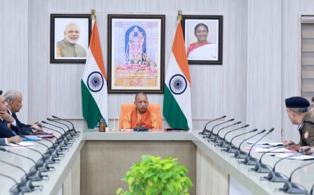 Lucknow : गोरखपुर खिचड़ी मेले की तैयारियां 20 दिसंबर तक पूरी करें, श्रद्धालुओं की सुरक्षा और सुविधा पर जोर: योगी आदित्यनाथ