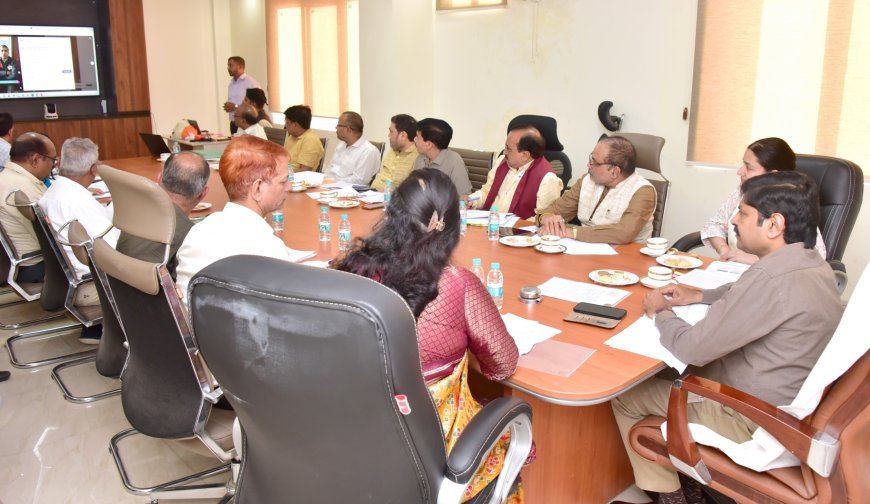 Lucknow : सेवामित्र समिति की सातवीं बैठक में घरेलू सेवाओं को आसान बनाने के फैसले