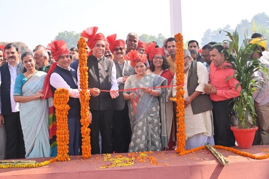 Hardoi: गन्ने के मूल्य में रू0 30/- प्रति कुन्तल की बढ़ोत्तरी से किसान भाइयों में खुशी की लहर है- रजनी तिवारी 