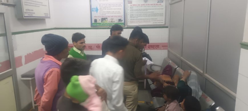 Sambhal : ई-रिक्शा और कैंटर की भिड़ंत में आधा दर्जन घायल, एक की हालत गंभीर