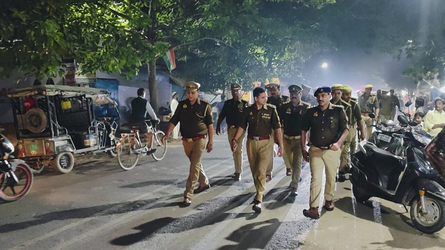 Hardoi : हरदोई में पुलिस अधीक्षक ने पैदल गश्त कर बढ़ाया सुरक्षा का विश्वास